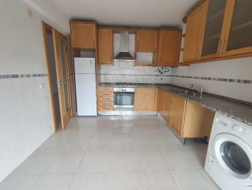 Apartamento T3 para Venda em Azambuja