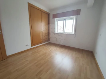 Apartamento T3 para Venda em Azambuja
