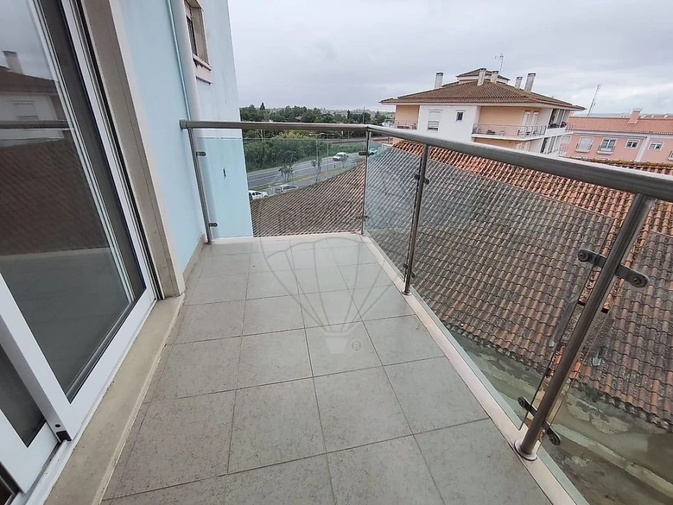 Apartamento T3 para Venda em Azambuja Foto 15
