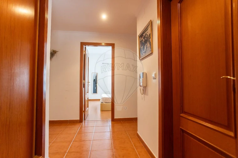 Apartamento T2 para Venda em Benavente Foto 11