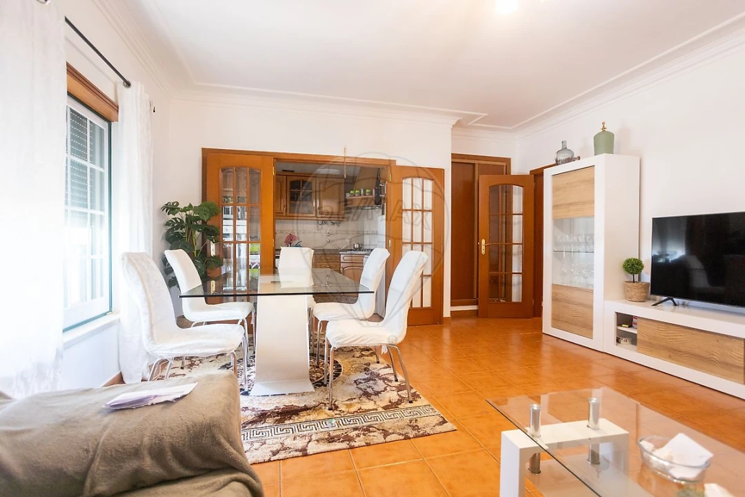 Apartamento T2 para Venda em Benavente Foto 18