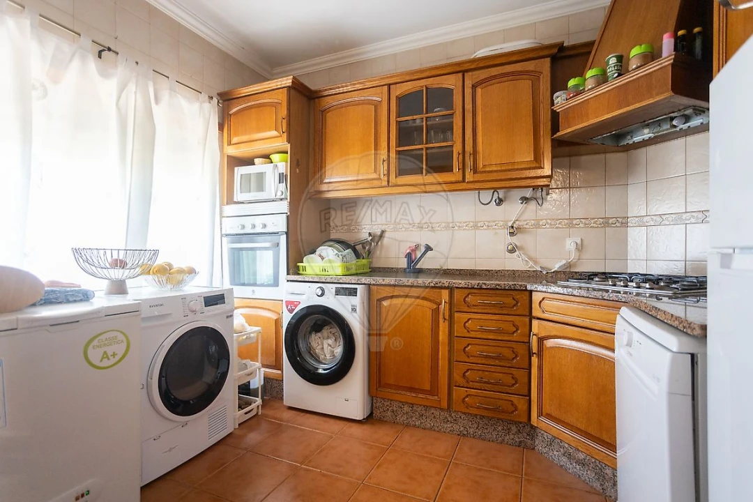 Apartamento T2 para Venda em Benavente Foto 20
