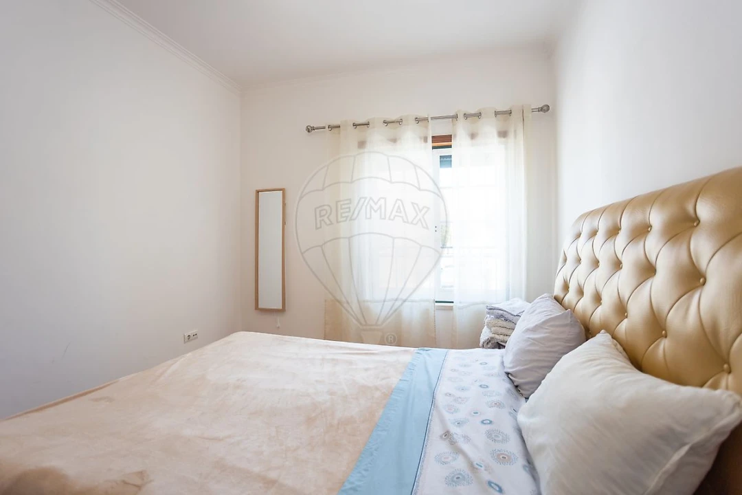 Apartamento T2 para Venda em Benavente Foto 1