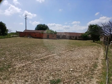 Moradia T4 para Venda em Rio Maior