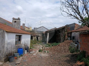 Moradia T4 para Venda em Rio Maior