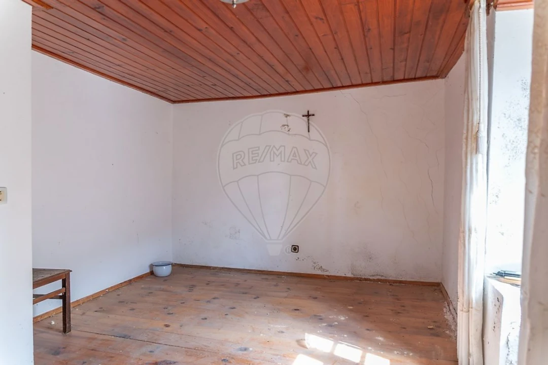 Moradia T4 para Venda em Rio Maior Foto 11