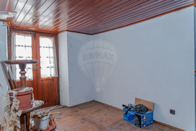 Moradia T4 para Venda em Rio Maior Foto 8