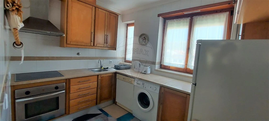 Apartamento T3 para Venda em Nazare Foto 9