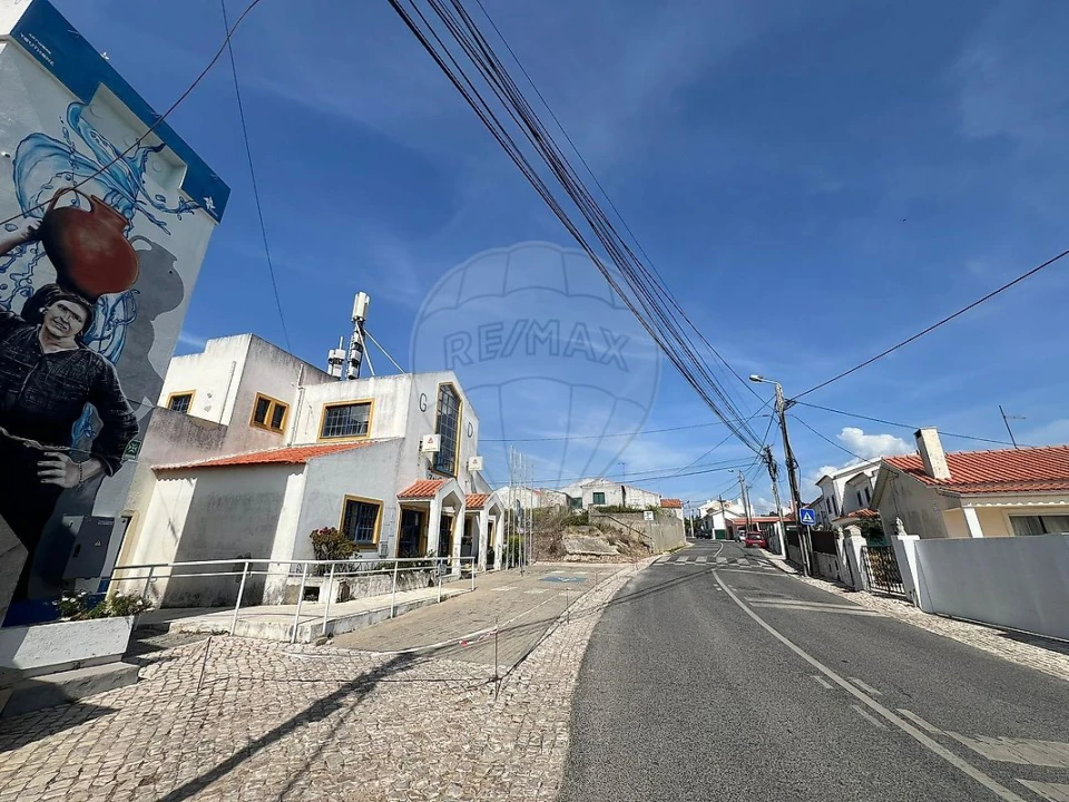 Moradia T6 para Venda em Alcabideche Foto 3