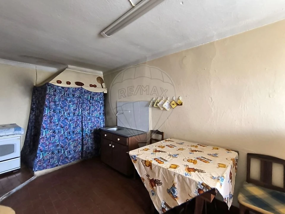 Moradia T2 para Venda em Gesteira e Brunhós Foto 1