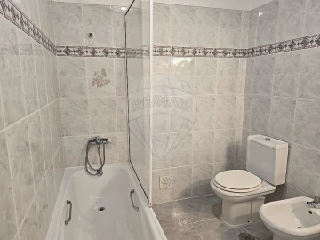 Apartamento T2 para Arrendamento em Póvoa de Santa Iria e Forte da Casa