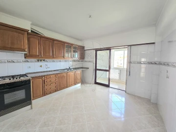 Apartamento T2 para Arrendamento em Póvoa de Santa Iria e Forte da Casa