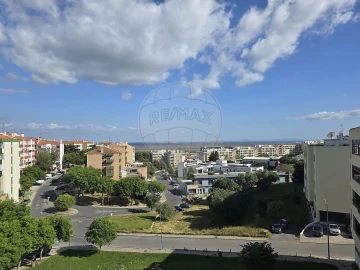 Apartamento T2 para Arrendamento em Póvoa de Santa Iria e Forte da Casa