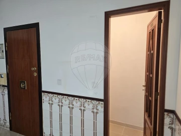 Apartamento T2 para Arrendamento em Póvoa de Santa Iria e Forte da Casa
