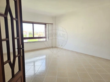 Apartamento T2 para Arrendamento em Póvoa de Santa Iria e Forte da Casa