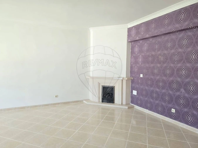 Apartamento T2 para Arrendamento em Póvoa de Santa Iria e Forte da Casa Foto 3