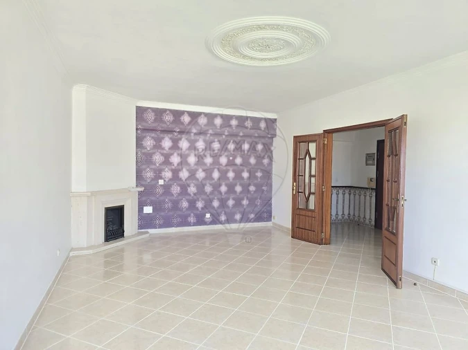 Apartamento T2 para Arrendamento em Póvoa de Santa Iria e Forte da Casa Foto 4