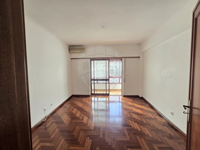 Apartamento T2 para Arrendamento em Póvoa de Santa Iria e Forte da Casa Foto 22