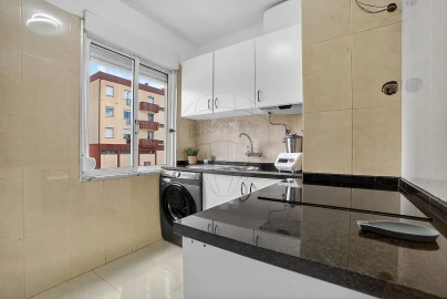 Apartamento T3 para Venda em Vialonga
