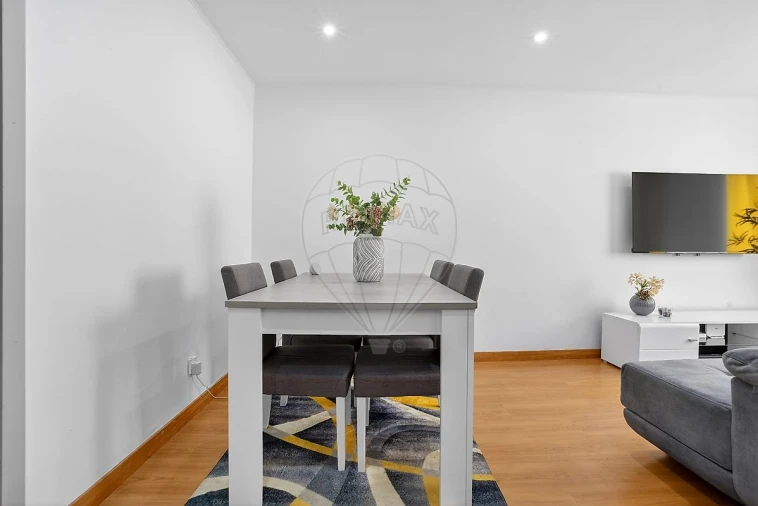 Apartamento T3 para Venda em Vialonga Foto 9