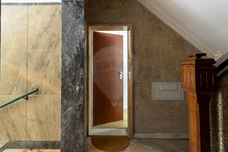 Apartamento T2 para Venda em Odivelas Foto 10
