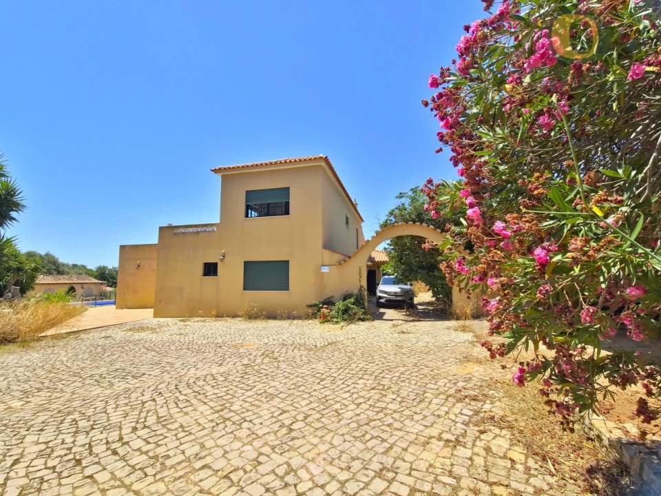 Quinta T5 para Venda em Guia Foto 9
