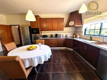 Quinta T5 para Venda em Guia