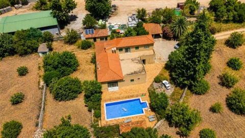 Quinta T5 para Venda em Guia