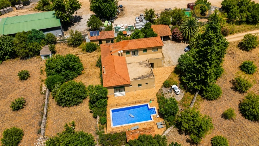 Quinta T5 para Venda em Guia Foto 22