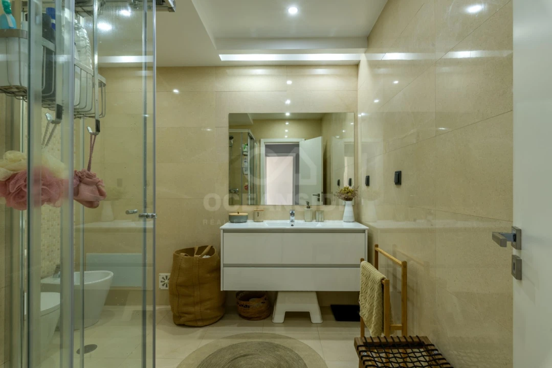 Apartamento T3 para Venda em Barcarena Foto 35