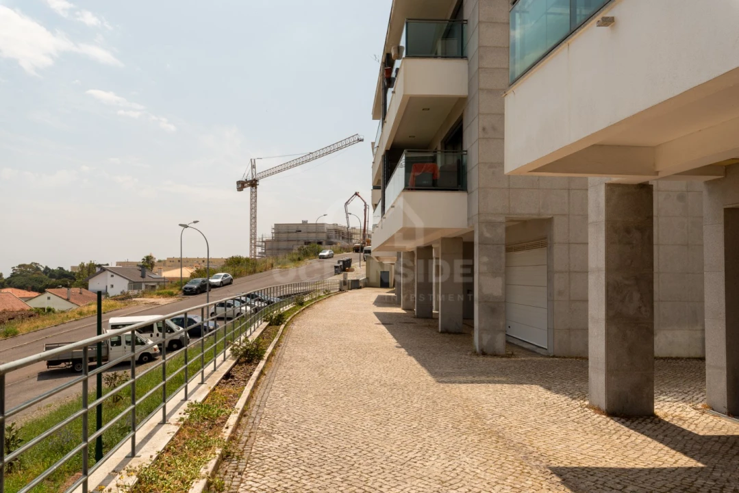 Apartamento T3 para Venda em Barcarena Foto 61