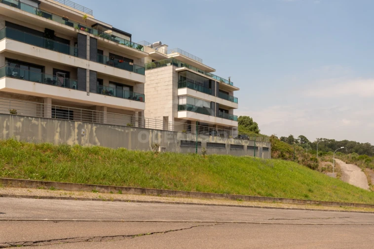 Apartamento T3 para Venda em Barcarena Foto 63