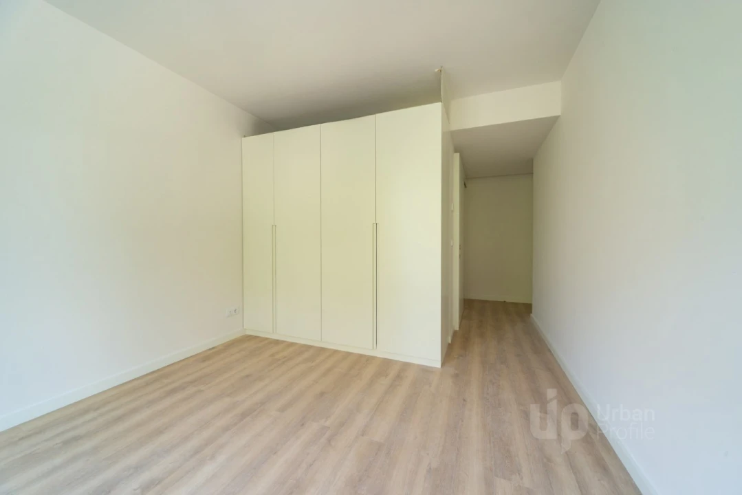 Apartamento T2 para Venda em Alvalade Foto 10