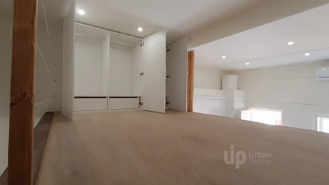 Apartamento T1 para Arrendamento em Carcavelos e Parede