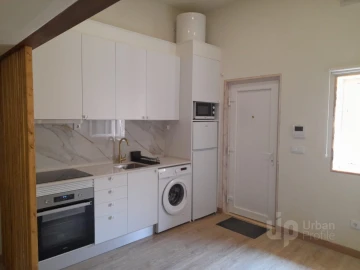 Apartamento T1 para Arrendamento em Carcavelos e Parede