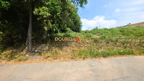 Terreno para Venda em Fânzeres e São Pedro da Cova