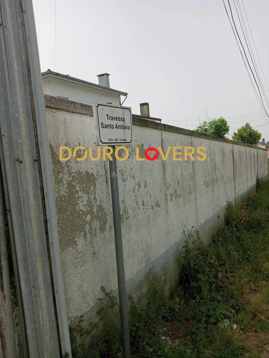 Terreno para Venda em Fânzeres e São Pedro da Cova Foto 5