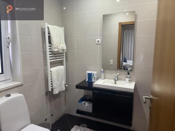 Moradia T7 para Venda em Oliveira do Bairro