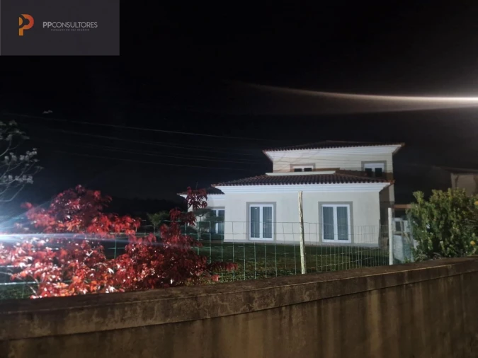 Moradia T7 para Venda em Oliveira do Bairro Foto 31