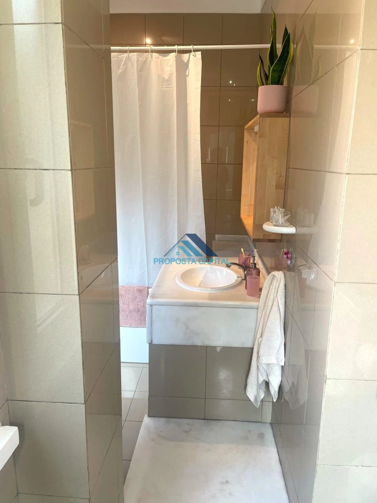 Apartamento T3 para Venda em Areeiro Foto 17