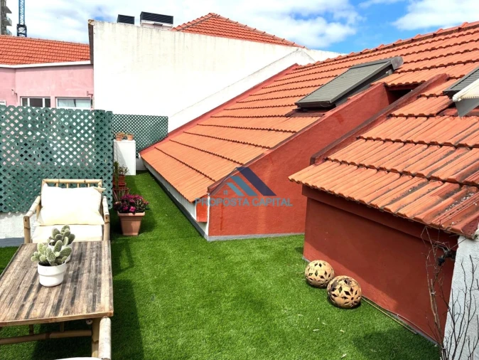 Apartamento T3 para Venda em Areeiro Foto 34