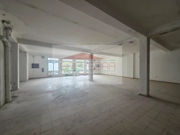 Loja para Venda em Marrazes e Barosa
