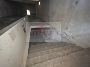 Loja para Venda em Marrazes e Barosa