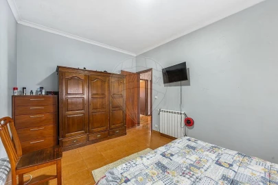 Moradia T3 para Venda em Cruz