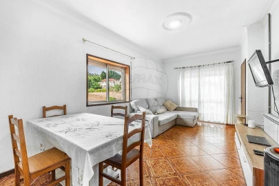 Moradia T3 para Venda em Cruz