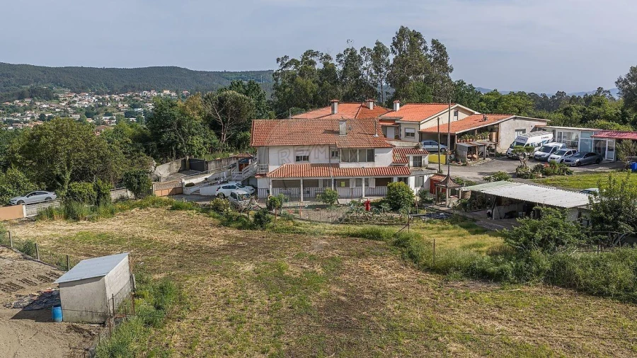 Moradia T3 para Venda em Cruz Foto 38