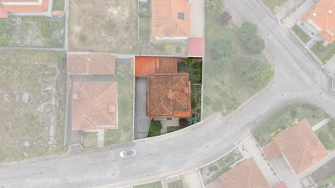 Moradia T4 para Venda em Campos e Louredo