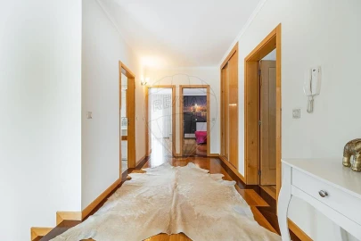 Moradia T4 para Venda em Campos e Louredo