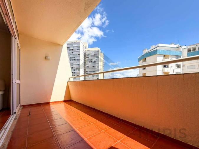Apartamento T1 para Venda em Portimão Foto 11
