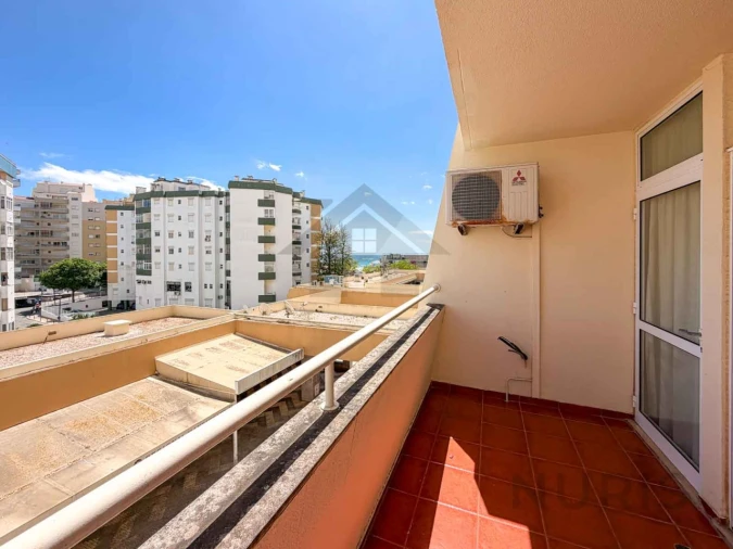 Apartamento T1 para Venda em Portimão Foto 16